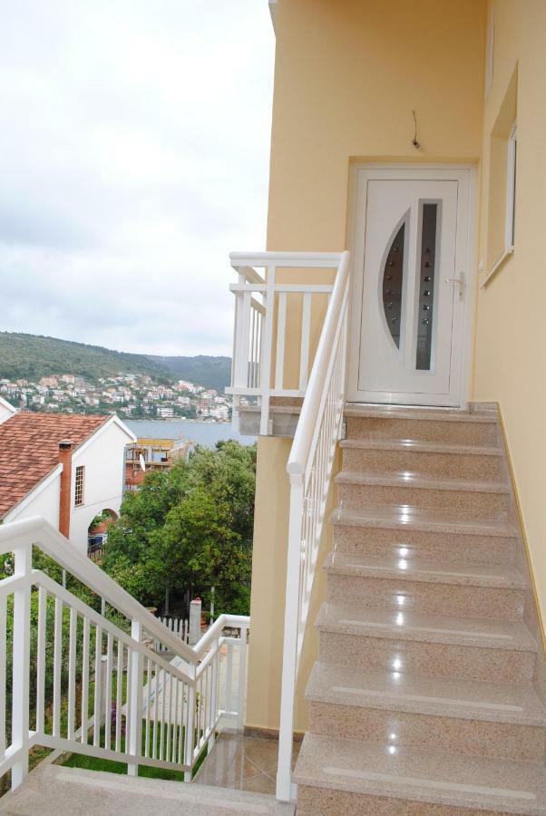 Ciovo Apartments Trogir Exterior photo