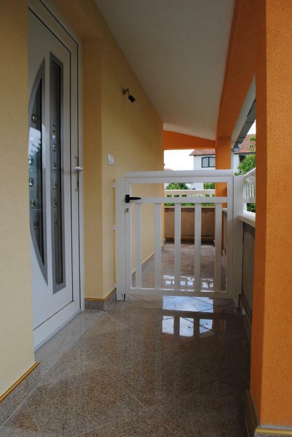 Ciovo Apartments Trogir Exterior photo